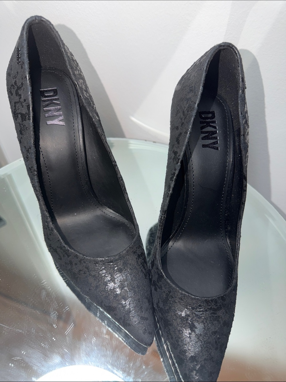 DKNY Black Lace Pointed Toe Stiletto Pumps 8M